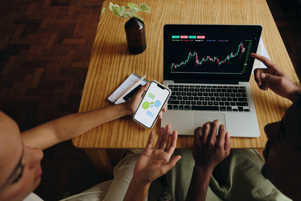 Differences of Active and Passive Investing in Singapore